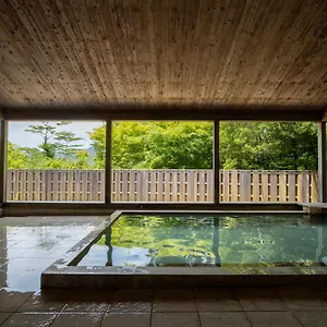 Retreat Foere יפן